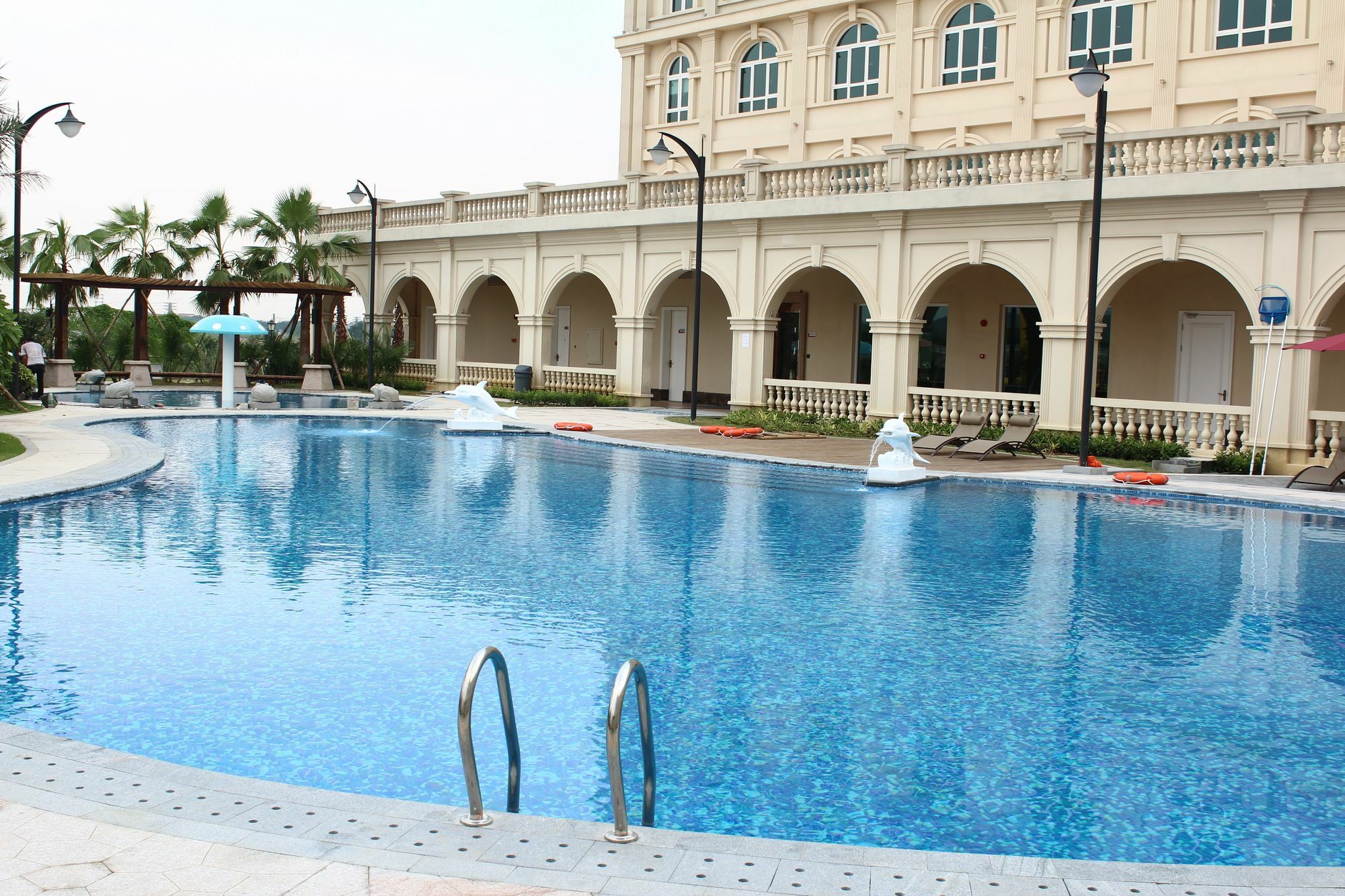 National Arts Resort Hotel Foshan Exterior photo